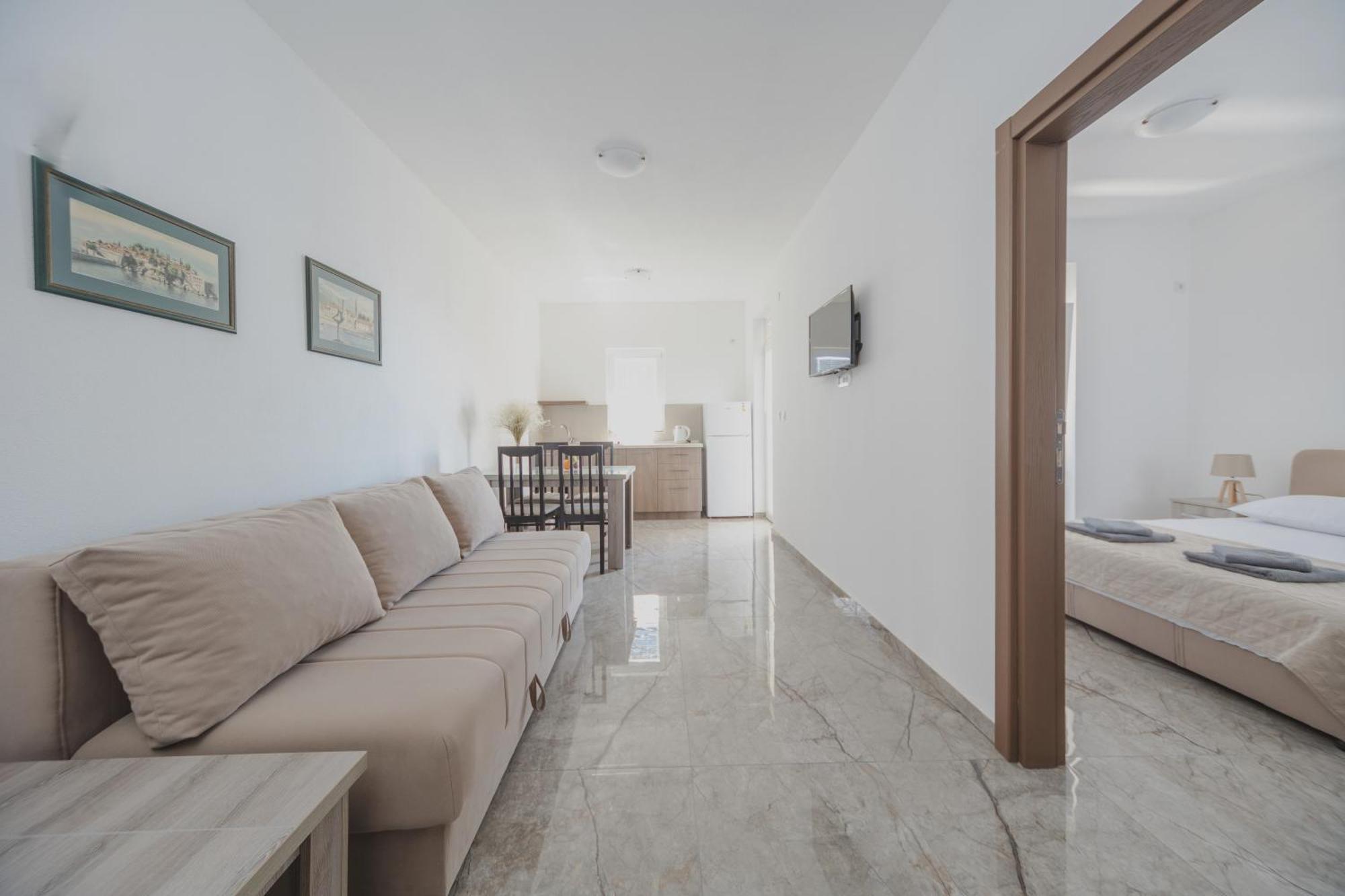 Apartmani Agape Petrovac Eksteriør bilde