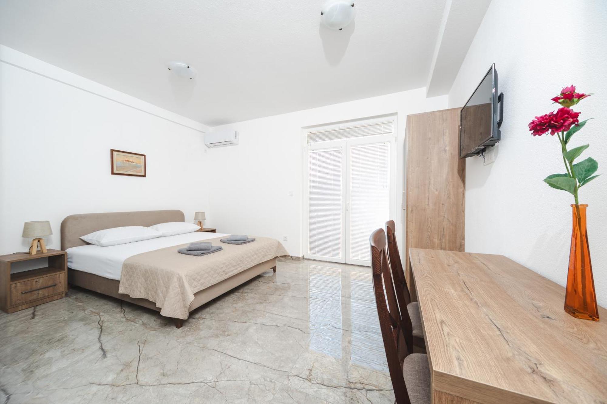 Apartmani Agape Petrovac Eksteriør bilde