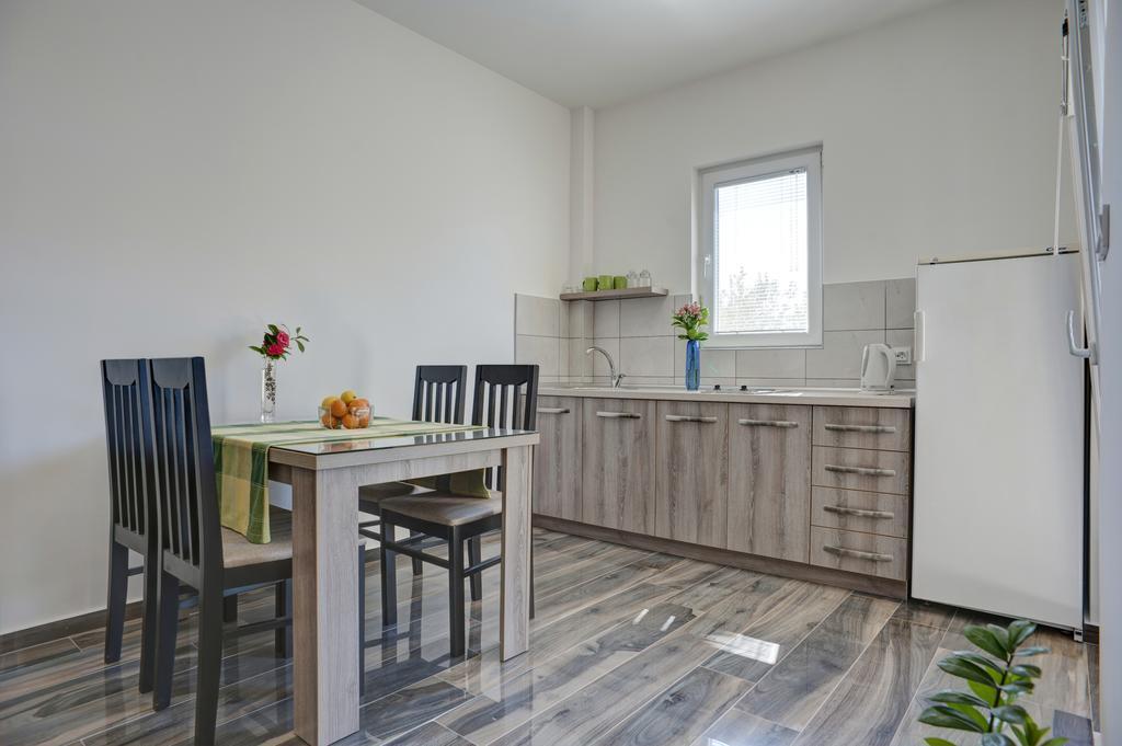 Apartmani Agape Petrovac Eksteriør bilde