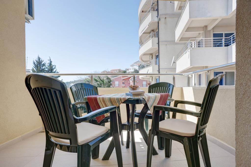 Apartmani Agape Petrovac Eksteriør bilde